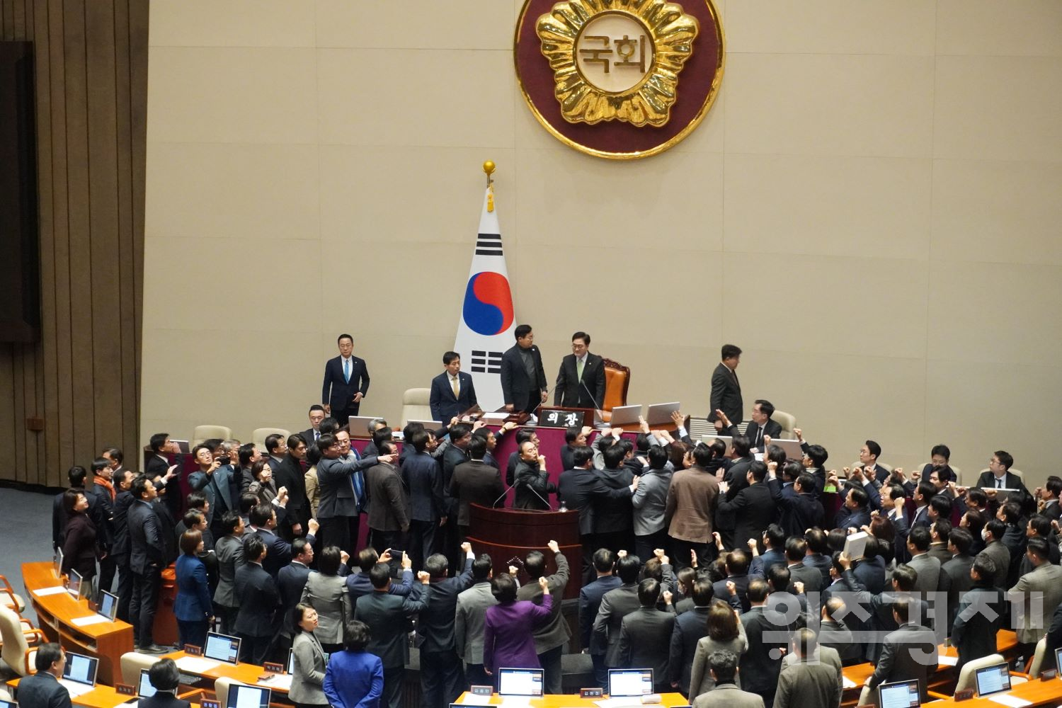 [속보] 한덕수 총리 탄핵안 국회서 가결