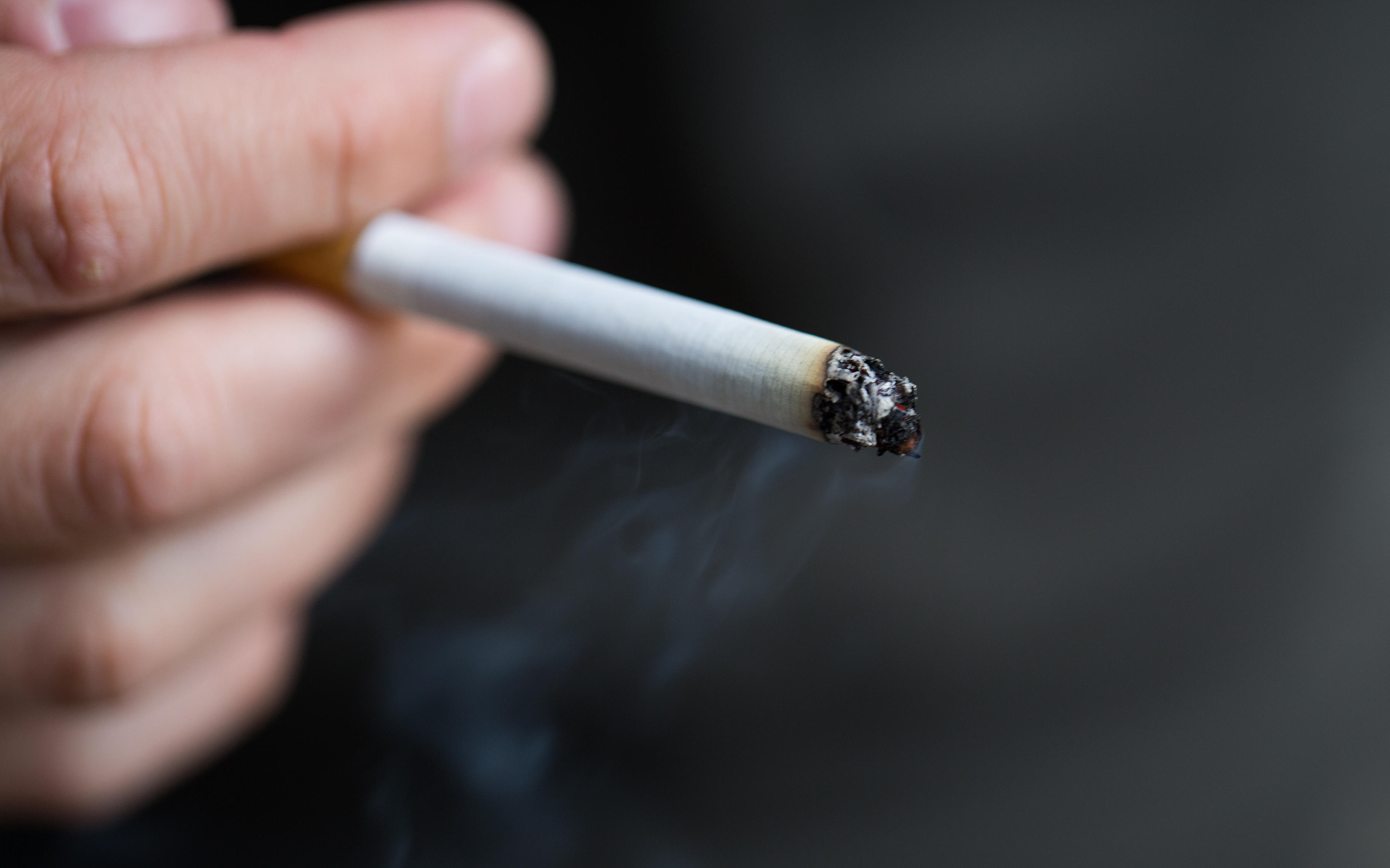 지난해 실질 담배 판매량 0.8% 증가... 담뱃값 인상될까?