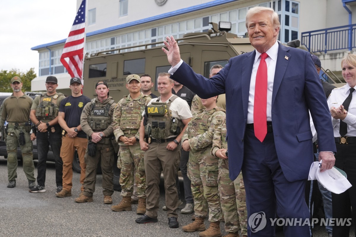 [외신] 트럼프, 볼티모어 범죄 ‘소탕’ 명목…민주당 주도 도시 내 군대 배치 위협