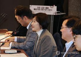 4일 서울 중구 더플라자호텔에서 열린 '의료·요양·돌봄 통합지원 전문기관 지정식'에서 이스란 보건복지부 1차관이 인사말을 하고 있다.(사진=연합뉴스)