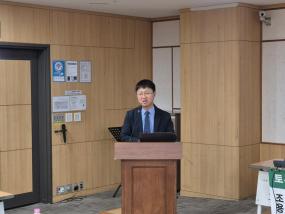 '응급실 뺑뺑이 해소를 위한 응급의료 형사책임 개선과 피해 환자 보상체계 구축 방안 토론회'에서 안기종 한국환자단체연합회 대표가 발제를 진행하고 있다. 사진=위즈경제
